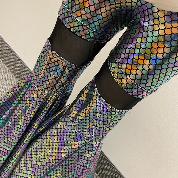 Mermaid bell bottoms - Picture 3 of 7